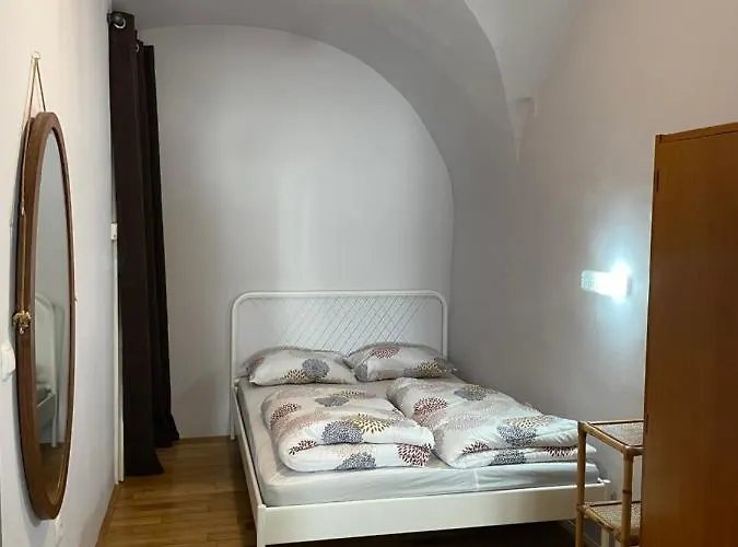 Vintage Charm * Liubliana